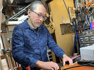 GuitarLife 代表 岡 正風